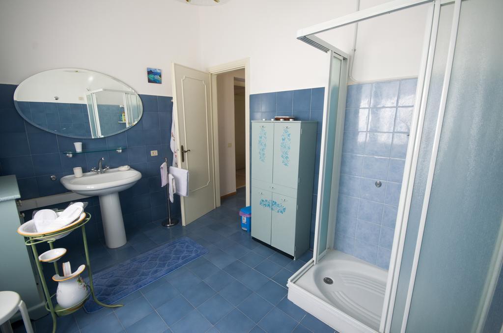 Bed And Breakfast Romantica Evasione Sutri Zimmer foto